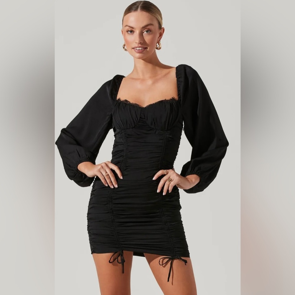 ASTR the Label Mardi Ruched Sweetheart Mini Dress